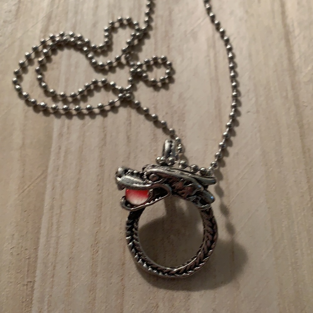 Dragon loop necklace π - Picture 3 of 4